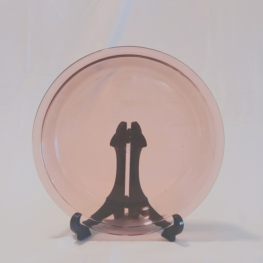 Vintage purple Pyrex pie dish